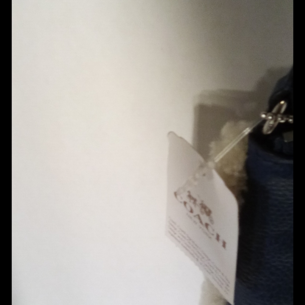 Handbag - Picture 4 of 7